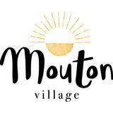Mouton Village logo hotellerie emploi